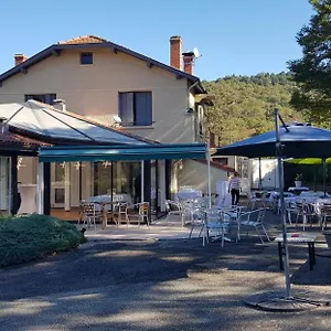 https://pavillon-du-lac.hotels-rhonealpes.com