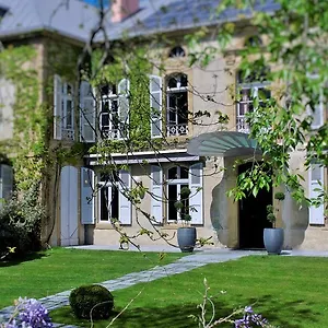 https://le-rive-droite.midi-pyreneeshotels.com